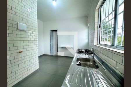 Sala/Cozinha de apartamento para alugar com 1 quarto, 22m² em Portal dos Gramados, Guarulhos