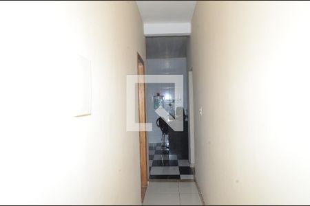 Corredor de casa de condomínio para alugar com 2 quartos, 110m² em São Gabriel, Belo Horizonte