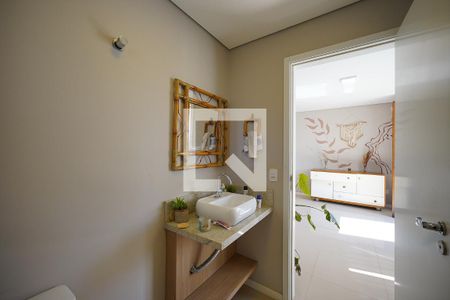 Lavabo sala de casa para alugar com 3 quartos, 200m² em Campeche, Florianópolis