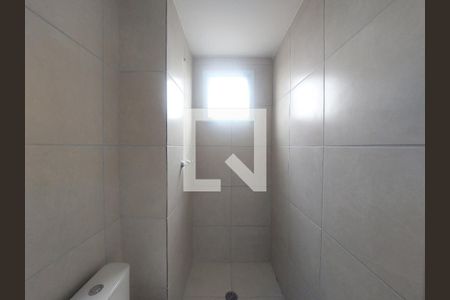 Banheiro 2 de apartamento para alugar com 2 quartos, 47m² em Socorro, São Paulo