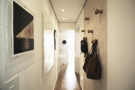 Corredor de apartamento para alugar com 2 quartos, 74m² em Indianópolis, São Paulo