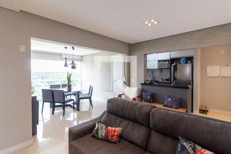 Sala de estar de apartamento para alugar com 2 quartos, 73m² em Jardim Aeroporto, São Paulo