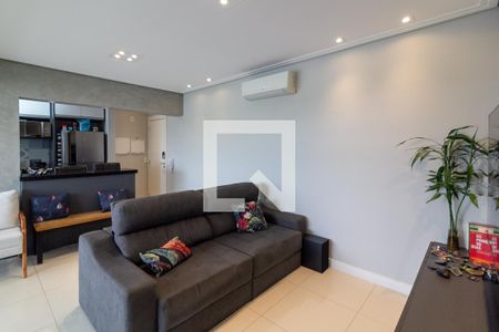 Sala de estar de apartamento para alugar com 2 quartos, 73m² em Jardim Aeroporto, São Paulo