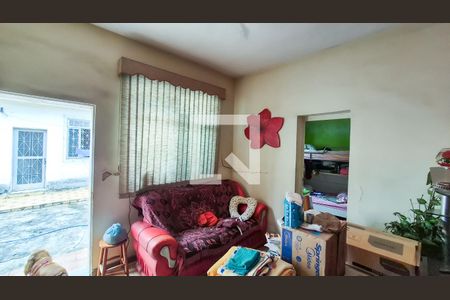 Sala de casa à venda com 2 quartos, 72m² em Olaria, Rio de Janeiro