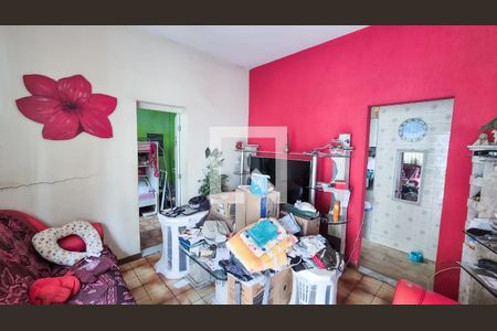 Sala de casa à venda com 2 quartos, 72m² em Olaria, Rio de Janeiro