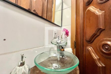 Lavabo de casa à venda com 4 quartos, 206m² em Parque Jabaquara, São Paulo