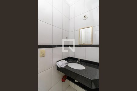 Banheiro de casa para alugar com 1 quarto, 35m² em Parada Inglesa, São Paulo