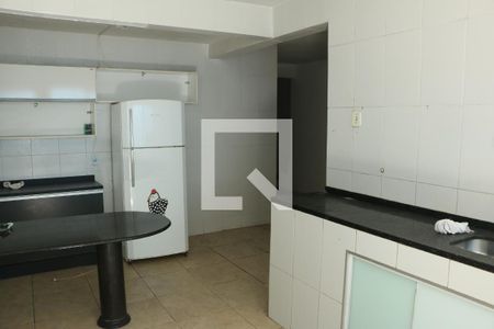 Cozinha de casa para alugar com 4 quartos, 430m² em Parque Residencial Guadalajara, Nova Iguaçu