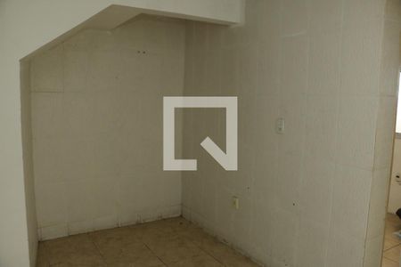 Copa de casa para alugar com 4 quartos, 430m² em Parque Residencial Guadalajara, Nova Iguaçu