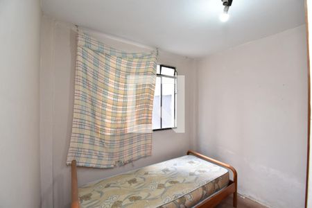 Quarto 1 de apartamento para alugar com 2 quartos, 45m² em Santa Cândida, Curitiba