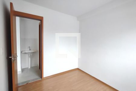 Quarto 2 de apartamento para alugar com 2 quartos, 34m² em Vila Palmares, São Caetano do Sul