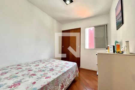 Quarto 1 de apartamento para alugar com 2 quartos, 70m² em Vila Guarani, São Paulo