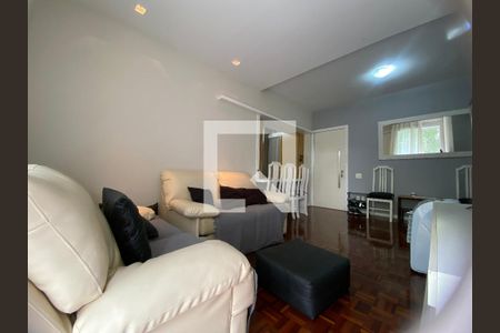 Sala  de apartamento à venda com 2 quartos, 73m² em Copacabana, Rio de Janeiro