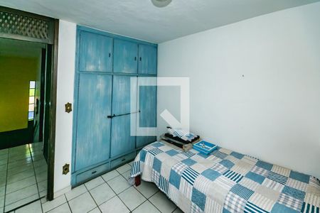 Casa à venda com 3 quartos, 220m² em Serrano, Belo Horizonte