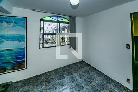 Casa à venda com 3 quartos, 220m² em Serrano, Belo Horizonte