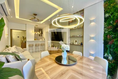 Sala  de apartamento à venda com 2 quartos, 83m² em Copacabana, Rio de Janeiro