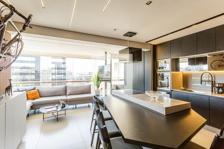 Sala/Cozinha de apartamento à venda com 1 quarto, 54m² em Vila Olímpia, São Paulo