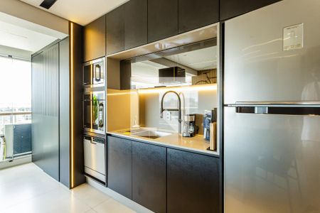 Sala/Cozinha de apartamento à venda com 1 quarto, 54m² em Vila Olímpia, São Paulo