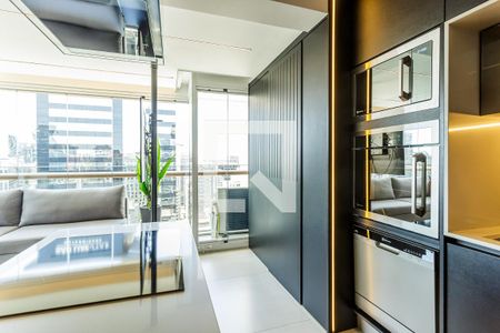 Sala/Cozinha de apartamento à venda com 1 quarto, 54m² em Vila Olímpia, São Paulo