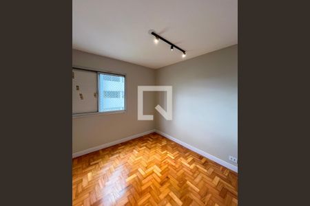 Quarto 1 de apartamento para alugar com 4 quartos, 75m² em Vila Gumercindo, São Paulo