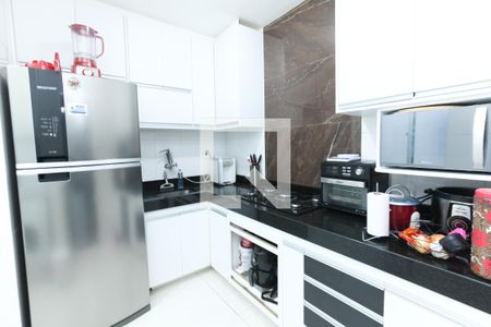 Apartamento à venda com 2 quartos, 48m² em Jardim Vera Cruz, Contagem