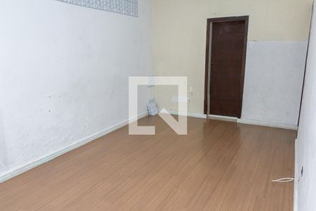 Sala de casa para alugar com 2 quartos, 200m² em Campo Grande, Rio de Janeiro