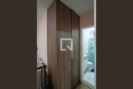 Corredor de apartamento à venda com 2 quartos, 46m² em Bom Jesus, Contagem