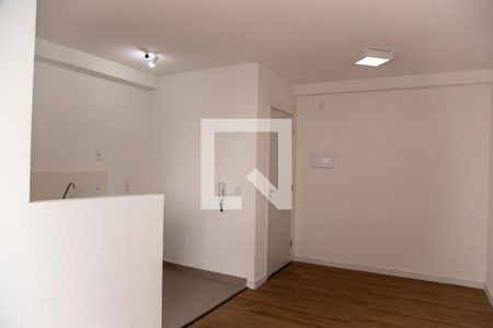 Sala de apartamento à venda com 2 quartos, 45m² em Jardim São Luís, São Paulo