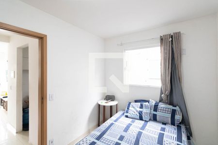 Quarto 2 de apartamento para alugar com 2 quartos, 40m² em Paciência, Rio de Janeiro