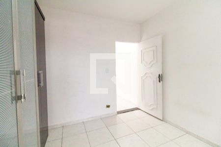 Quarto 1 de casa para alugar com 2 quartos, 120m² em Jardim Santa Teresinha, São Paulo