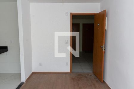Sala de apartamento para alugar com 2 quartos, 44m² em Guaratiba, Rio de Janeiro