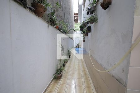 Corredor de casa à venda com 3 quartos, 150m² em Parque Capuava, Santo André