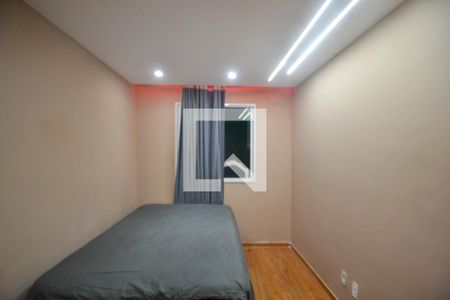 Quarto 1 de apartamento para alugar com 2 quartos, 60m² em Vila Bandeirantes, Nova Iguaçu