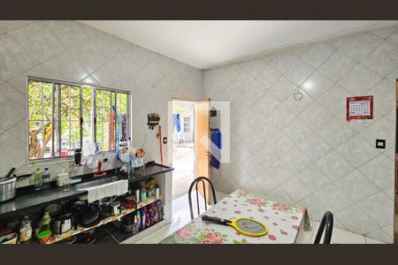 Cozinha de casa à venda com 6 quartos, 260m² em Padroeira, Osasco