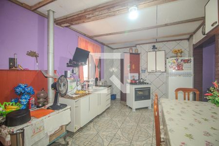 Cozinha de casa à venda com 4 quartos, 140m² em Cristal, Porto Alegre