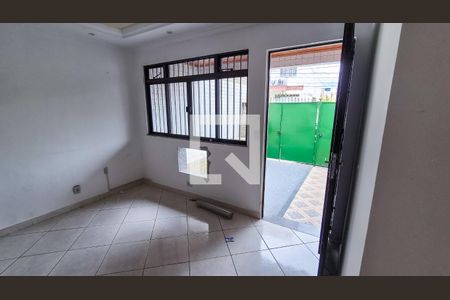 Sala de apartamento para alugar com 2 quartos, 80m² em Vila da Penha, Rio de Janeiro