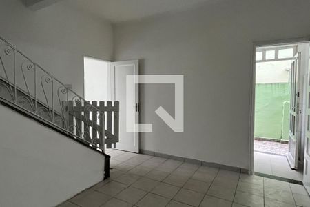 Sala 2 de casa para alugar com 5 quartos, 290m² em Embaré, Santos