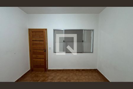 Casa para alugar com 2 quartos, 70m² em Jardim Marek, Santo André