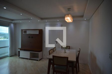 Sala de apartamento para alugar com 3 quartos, 90m² em Pinheirinho, Santo André