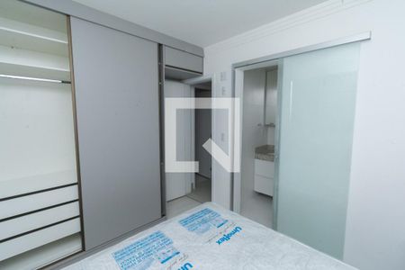 Suíte de apartamento para alugar com 2 quartos, 55m² em Cabral, Contagem