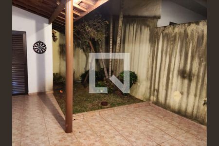 Casa à venda com 3 quartos, 180m² em Bosque da Saúde, São Paulo