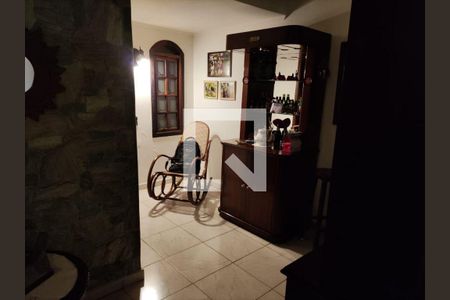 Casa à venda com 3 quartos, 180m² em Bosque da Saúde, São Paulo