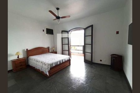 Casa à venda com 4 quartos, 262m² em Pechincha, Rio de Janeiro