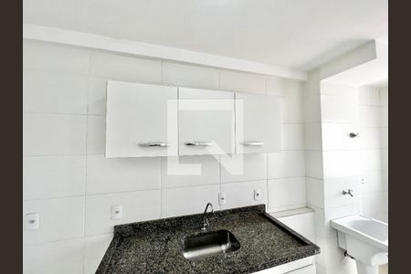 Cozinha de apartamento à venda com 2 quartos, 50m² em Vila Pita, São Paulo