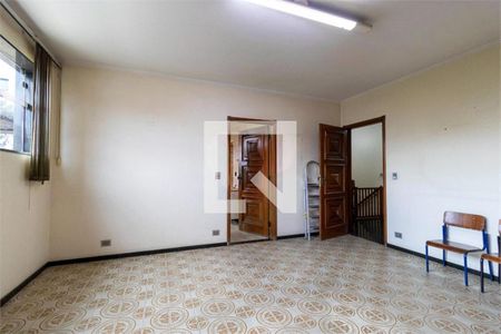 Casa à venda com 3 quartos, 382m² em Vila Carrão, São Paulo