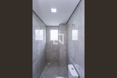 Banheiro de apartamento à venda com 2 quartos, 53m² em Vila Arcadia, São Paulo