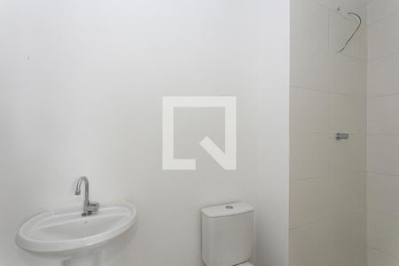 Banheiro da Suíte de apartamento para alugar com 1 quarto, 40m² em Guaiauna, São Paulo