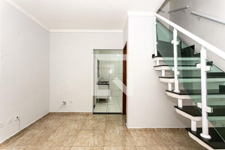 Sala de casa de condomínio para alugar com 2 quartos, 57m² em Vila Esperança, São Paulo