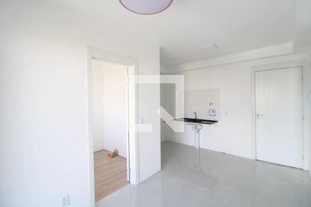 Sala de apartamento para alugar com 2 quartos, 38m² em Vila Isa, São Paulo