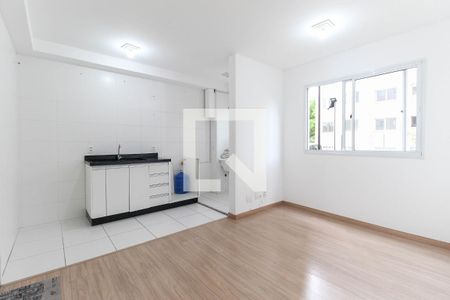 Sala de apartamento para alugar com 2 quartos, 42m² em Jardim Helian, São Paulo